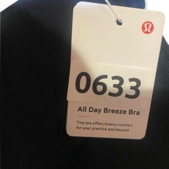 NWT Lululemon all day breeze bra TRUE NAVY Size: 8 - Picture 3 of 4